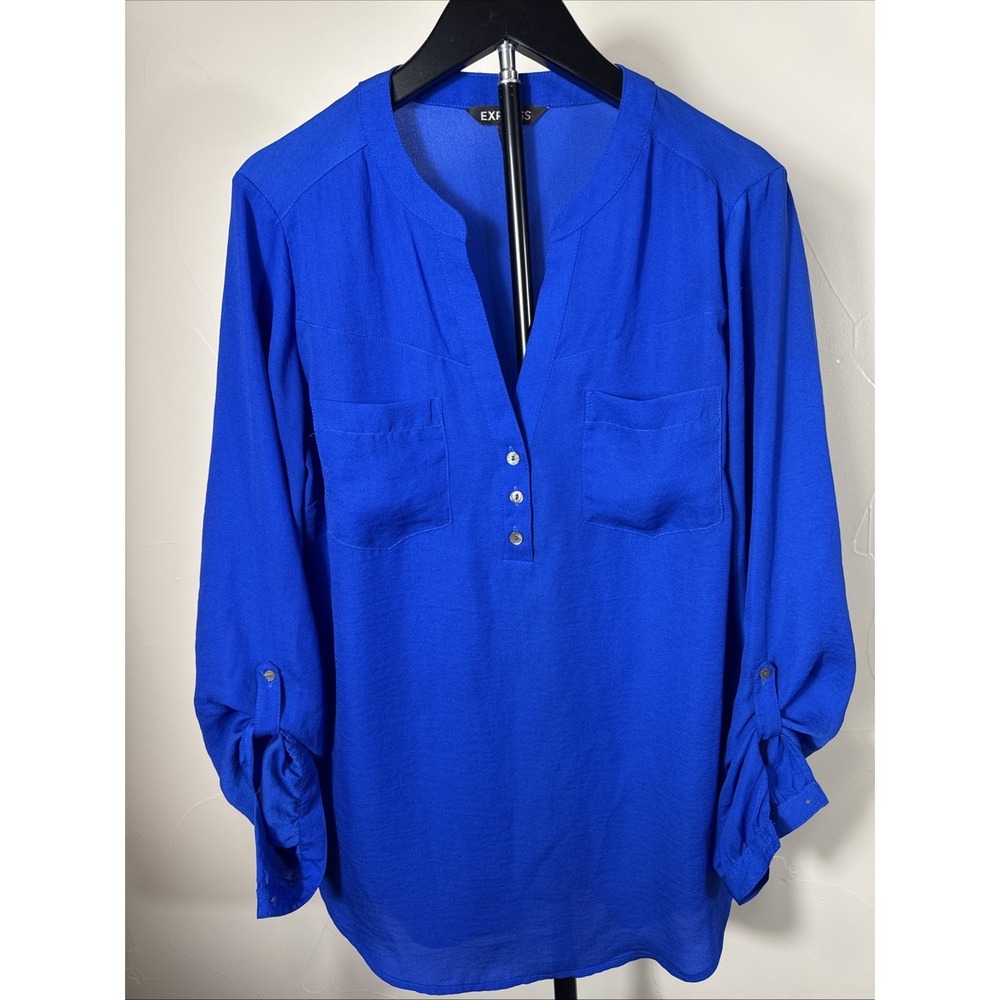 Express M Top 1/2 Button Up Shirt Blouse V Cut Long Sleeve Easy Wear Blue Poly